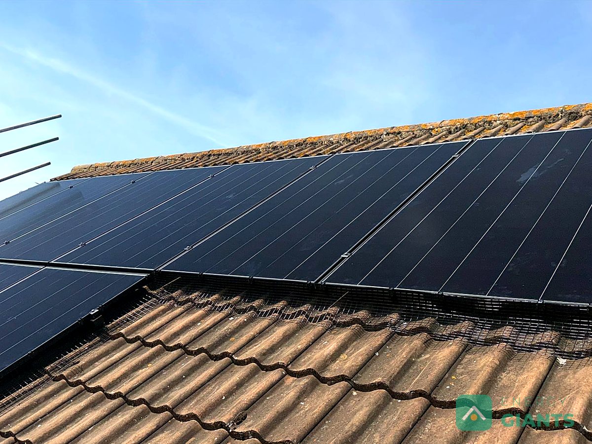A busy household that uses 95% of its solar, Yaxley